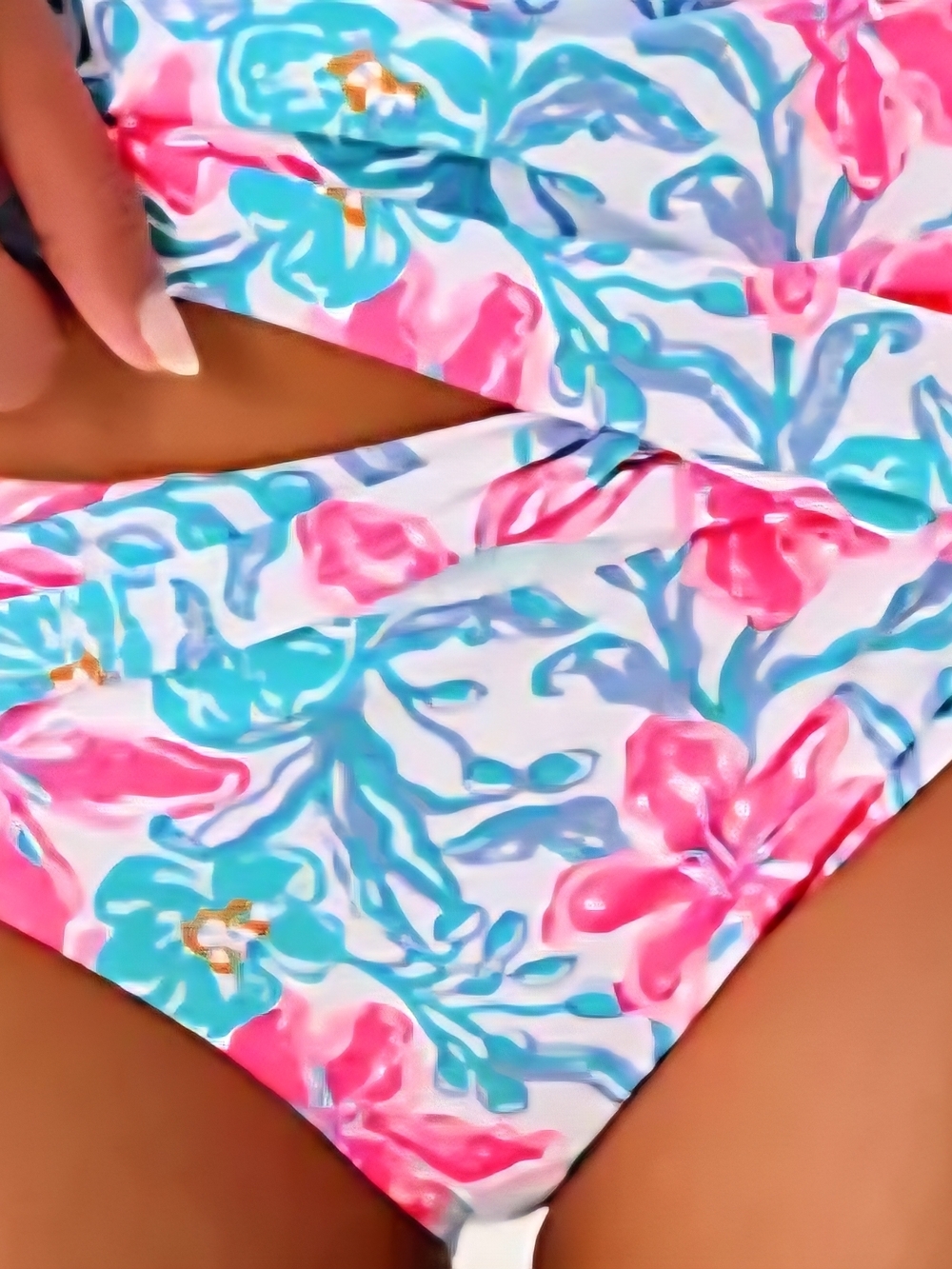 Lilly Pulitzer Pinks & Blues Floral-Bikini Bottom Size 4